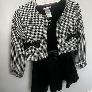 Girls 2 piece outfit